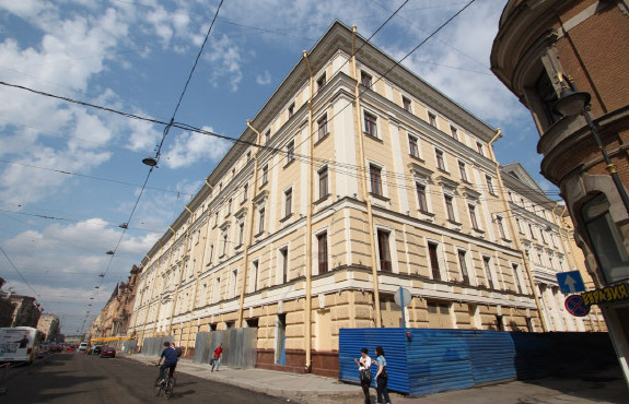 Торгово-деловой центр у дома Мурузи сдадут в июне - «Свежие новости строительства»