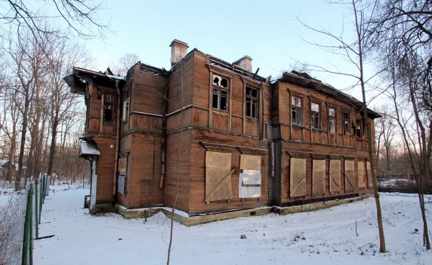 Сгоревший дом Ростовцевой в Пушкине могут снести и воссоздать - «Свежие новости строительства»