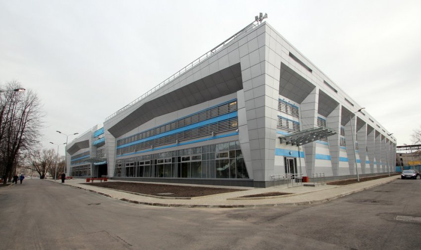 Половину Заводского сада на улице Бабушкина застроили типовым спорткомплексом - «Свежие новости строительства»