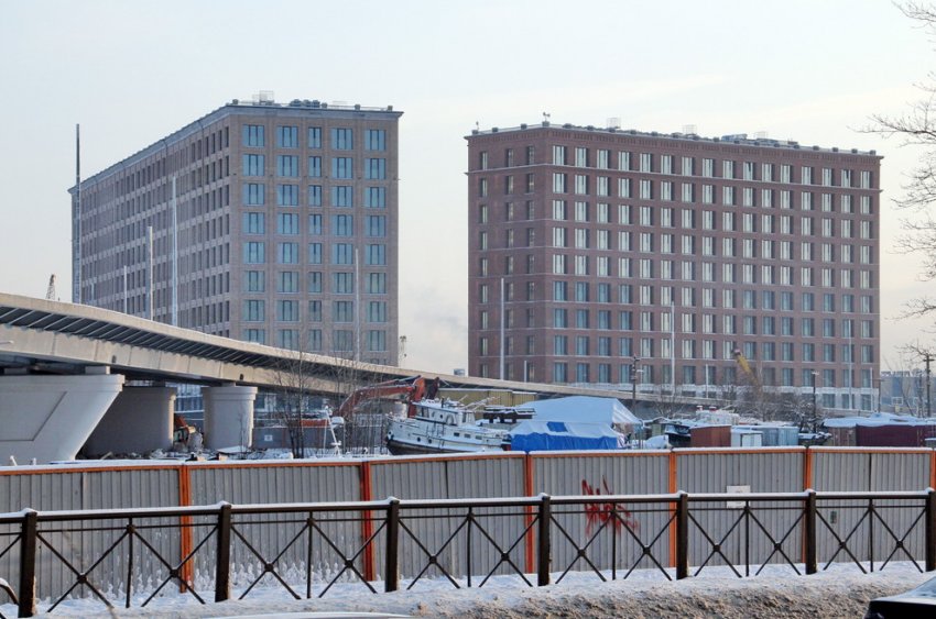 В промзоне на набережной Макарова достроили две «жилые» коробки - «Свежие новости строительства»