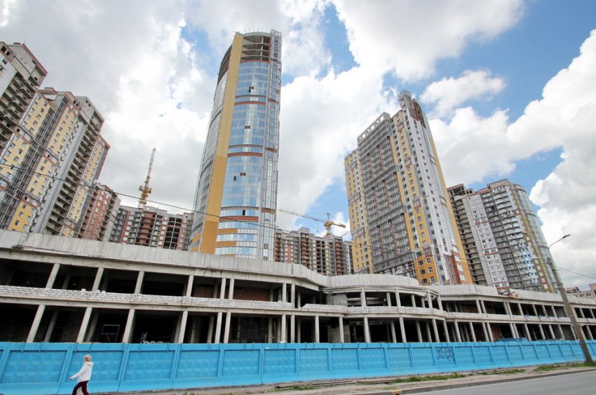 На проспекте Просвещения сдали две первые высотки «Лондон-парка» - «Свежие новости строительства»