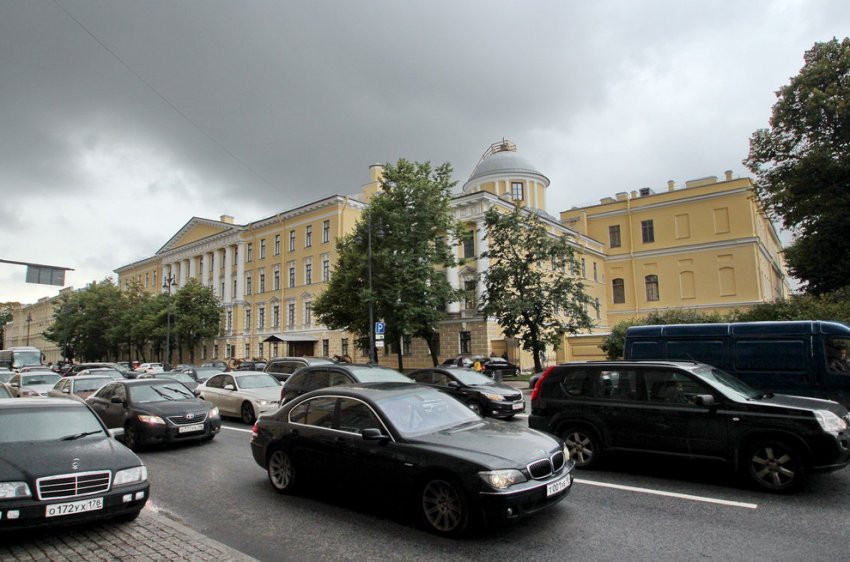 Суворовское училище переедет с Садовой на Московский к зиме - «Свежие новости строительства»