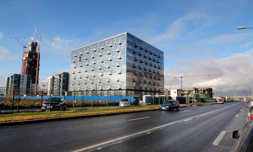 Газон у парка 300-летия Санкт-Петербурга застроили апартаментами - «Свежие новости строительства»