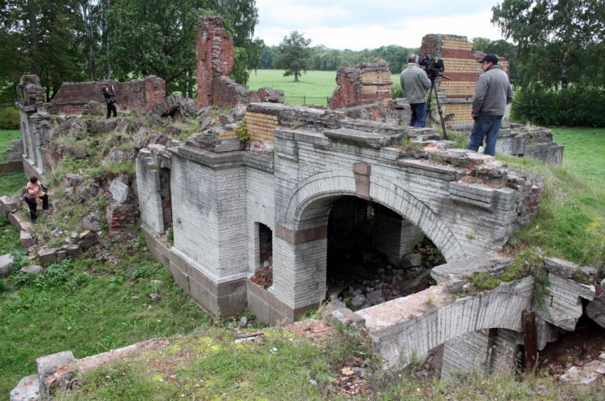 Нижнюю дачу в Петергофе хотят воссоздать и накрыть стеклом - «Свежие новости строительства»