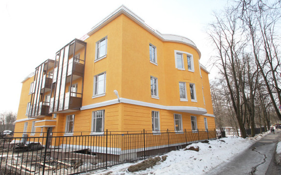 На Новодеревенской улице в Пушкине достроили жилой дом - «Свежие новости строительства»