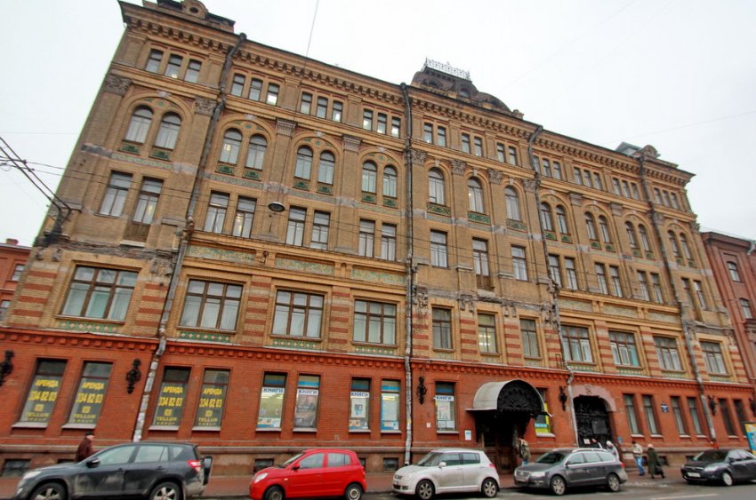 Зданию на Измайловском проспекте, 29, вернули историческую мансарду - «Свежие новости строительства»