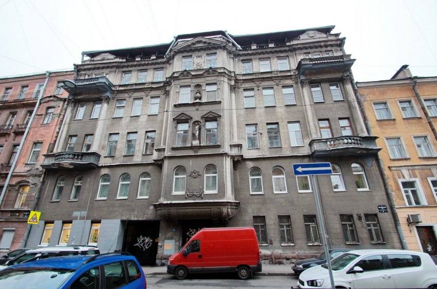 Дом Балаева на Верейской 13 лет не избавляют от незаконной мансарды - «Свежие новости строительства»