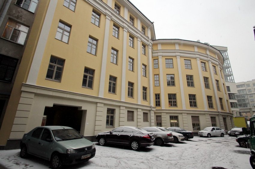 Гараж Крюммеля на Большой Посадской стал бизнес-центром - «Свежие новости строительства»