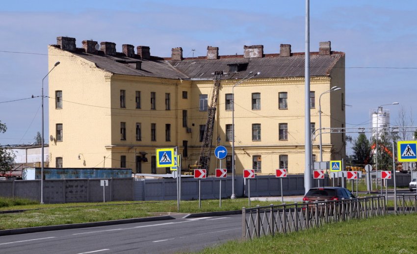 Дореволюционное здание на Невельской улице надстраивают - «Свежие новости строительства»