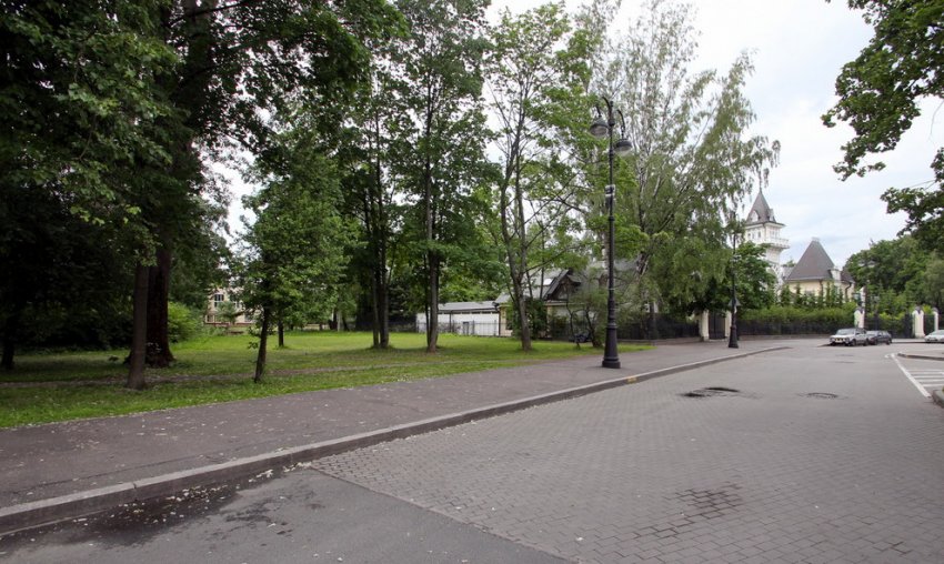 На берегу Крестовки на Каменном построят «временную» одноэтажку - «Свежие новости строительства»