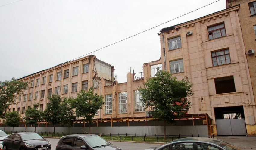 На 20-й линии Васильевского острова под жилье сносят Алюминиевый НИИ - «Свежие новости строительства»
