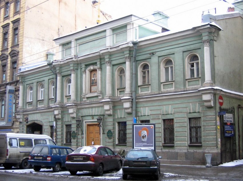 Над Коневским подворьем на Загородном воссоздали башенку - «Свежие новости строительства»