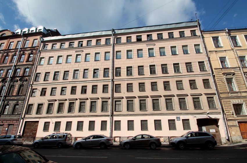 На Бронницкой улице снесли ранее сохраненный старинный фасад - «Свежие новости строительства»