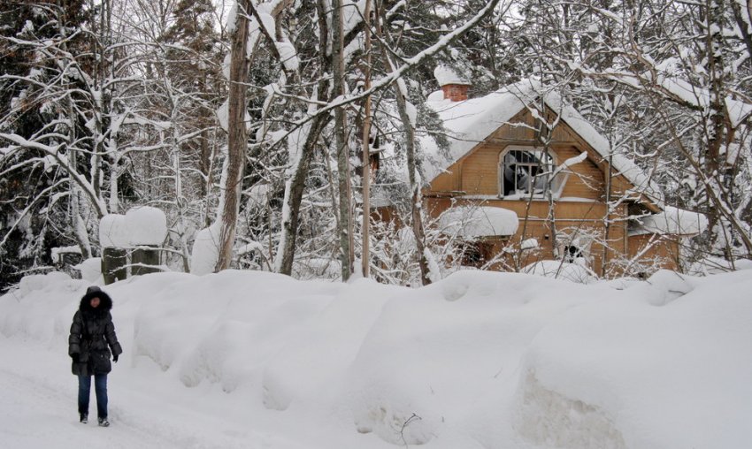 В Комарове воссоздали деревянную виллу Рено на Морской улице - «Свежие новости строительства»
