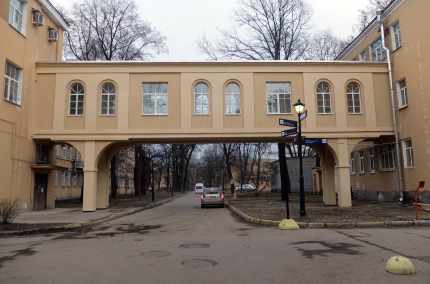 В Первом медуниверситете построили переход между корпусами - «Свежие новости строительства»