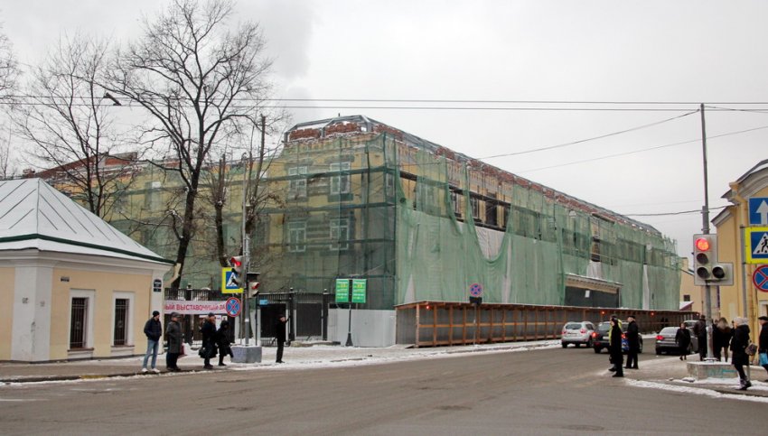 В Чернорецком «сталинку» частично снесли в ходе реконструкции - «Свежие новости строительства»