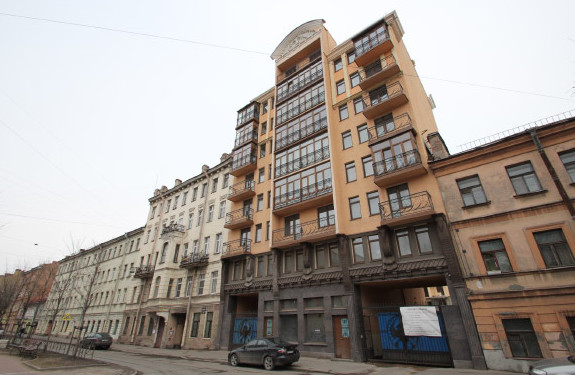 «Дальпитерстрою» удалось узаконить жилье на Черняховского - «Свежие новости строительства»