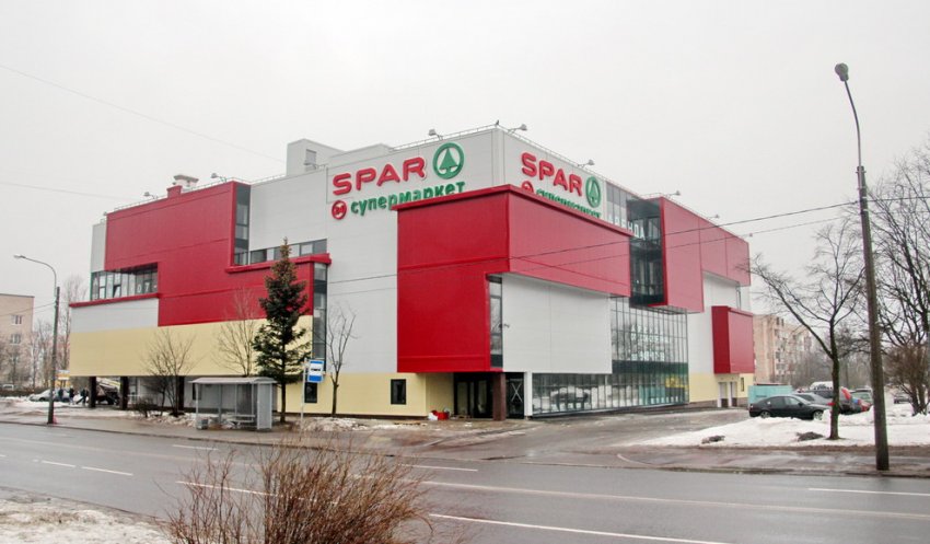 В Красном Селе сдан торговый центр, построенный вместо кинотеатра - «Свежие новости строительства»