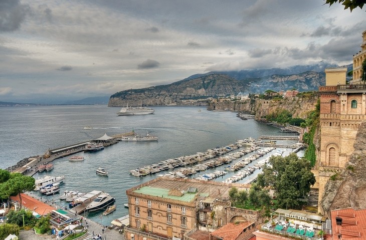 Русские богачи скупают курортное побережье Италии - «Недвижимость»