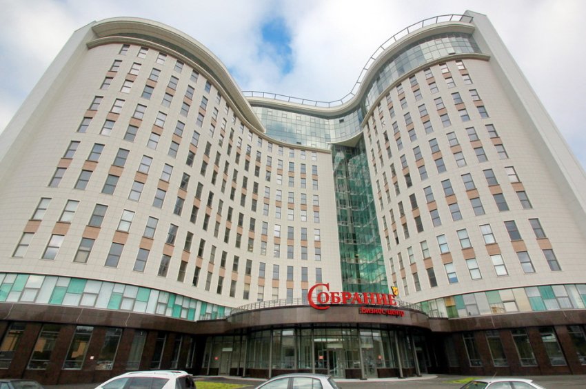 На Новорощинской улице построили многоэтажный бизнес-центр - «Свежие новости строительства»