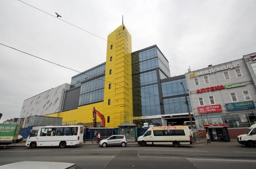 В Рыбацком достроили вторую очередь торгового центра у метро - «Свежие новости строительства»