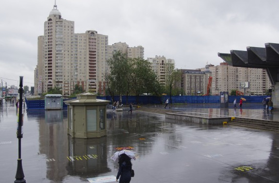 ТЦ «Голливуд» построят позже из-за долгого сноса «Руси» на Коломяжском - «Свежие новости строительства»