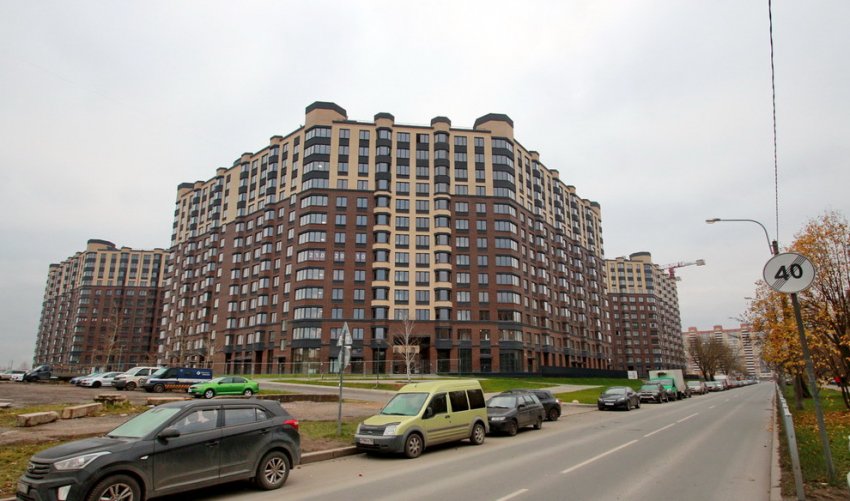 На Малой Бухарестской улице сдали секцию дома-«муравейника» - «Свежие новости строительства»