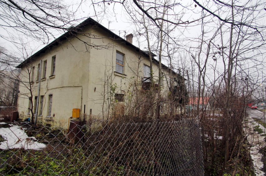 В Лахте снесли двухэтажный сталинский жилой дом на Михайловской - «Свежие новости строительства»