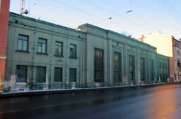 «Петрополь» сносит сталинскую СТО на Большой Зелениной под жилье - «Свежие новости строительства»