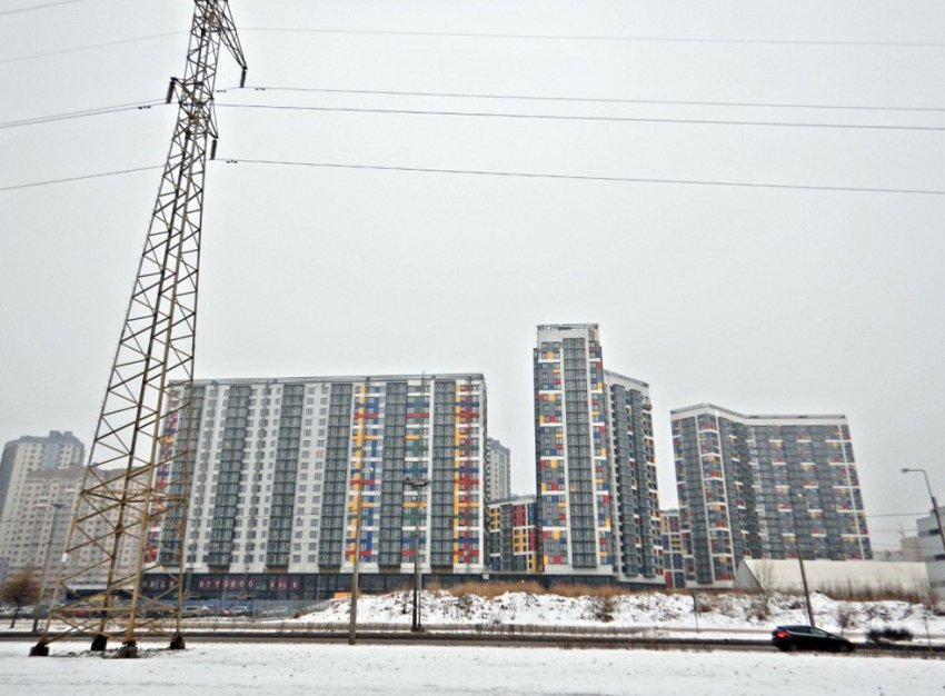 На Яхтенной построили второй в окрестностях жилой дом-«попугай» - «Свежие новости строительства»