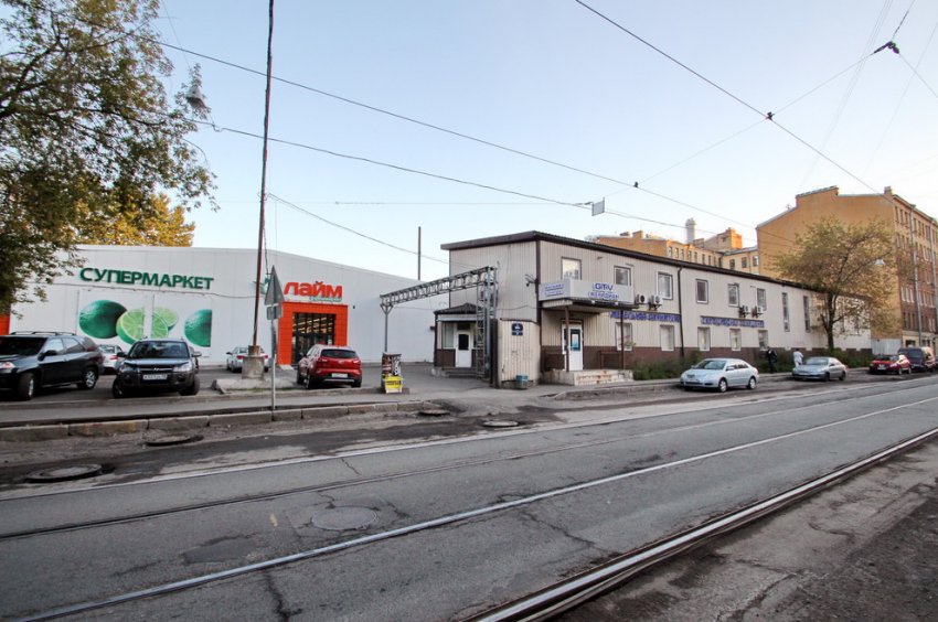 На углу улиц Котовского и Мира достроили дом с двумя арками - «Свежие новости строительства»