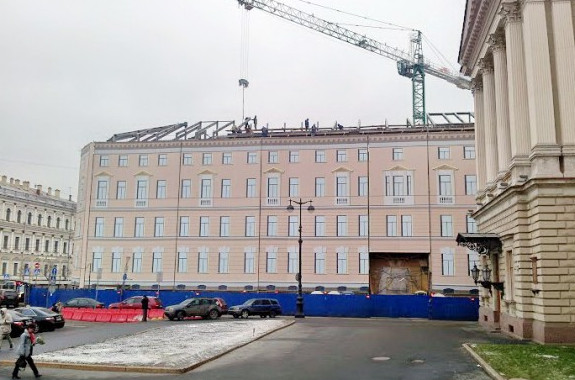 Новую крышу дома Якунчиковой на Исаакиевской чуток понижают - «Свежие новости строительства»