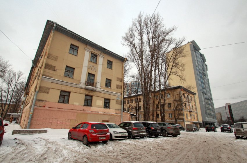 На Уткином проспекте готовят к сносу два расселенных общежития - «Свежие новости строительства»