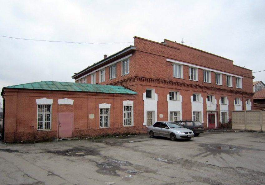 За Варшавским вокзалом завершают снос малярной мастерской - «Свежие новости строительства»