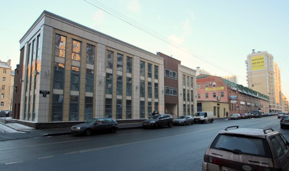 На Киевской улице достроили бизнес-центр с незаметным входом - «Свежие новости строительства»