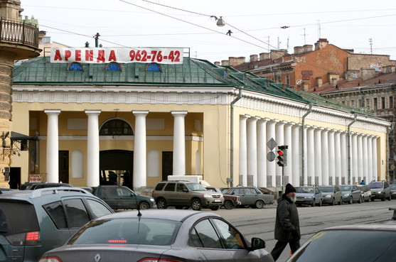 Незаконно поднятую крышу Ямского рынка на Марата понизили - «Свежие новости строительства»