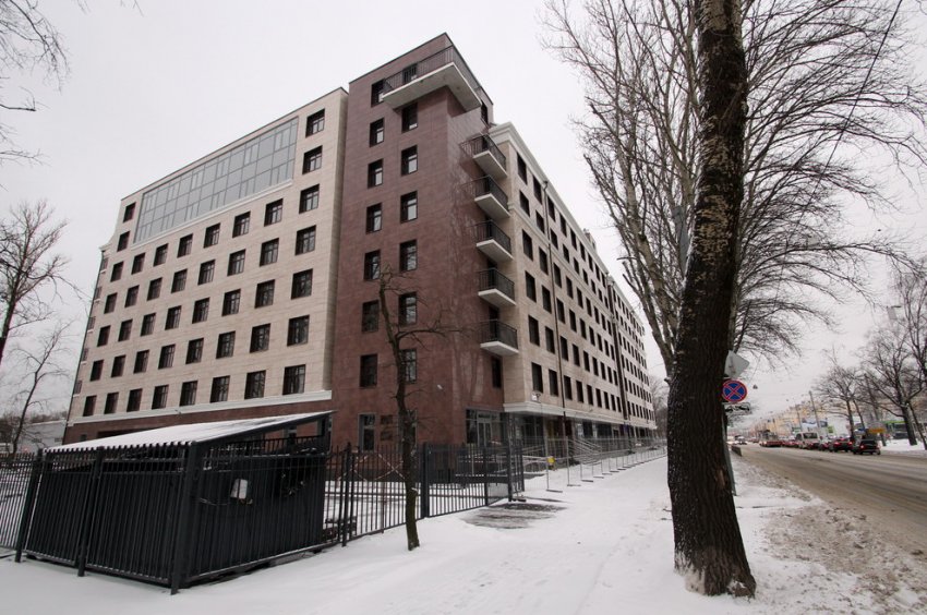 Ясли на улице Савушкина заменили жилым домом утилитарной архитектуры - «Свежие новости строительства»