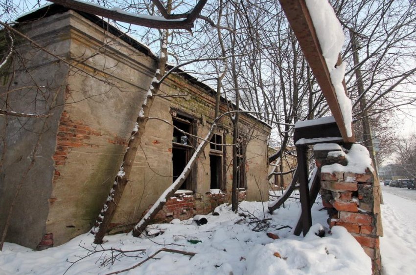 На Карповке собираются снести заброшенную базу садовников - «Свежие новости строительства»