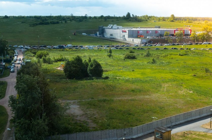 В Старом Петергофе открыли смутивший власти гипермаркет «К-руока» - «Свежие новости строительства»