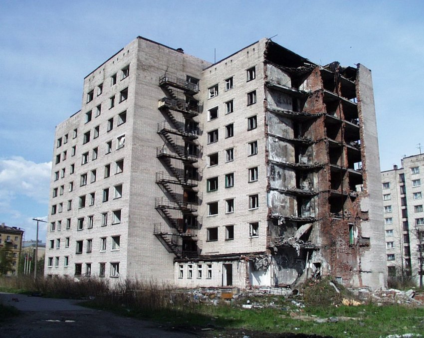 Рухнувшее общежитие на Двинской заменили «спальным» жилым домом - «Свежие новости строительства»