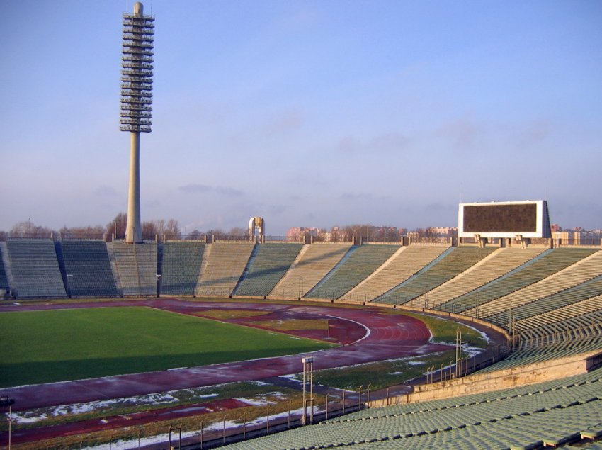 На месте стадиона имени Кирова достроили новую футбольную арену - «Свежие новости строительства»