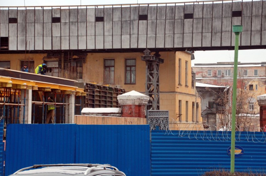 На проспекте Обуховской Обороны сносят 200-летний заводской корпус - «Свежие новости строительства»