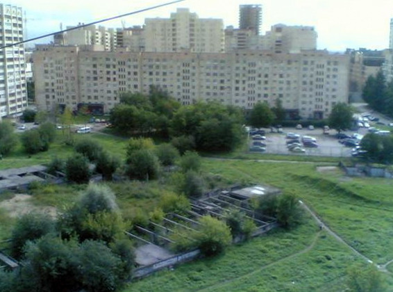 Недострой школы на улице Кораблестроителей снесут ради нового детсада - «Свежие новости строительства»