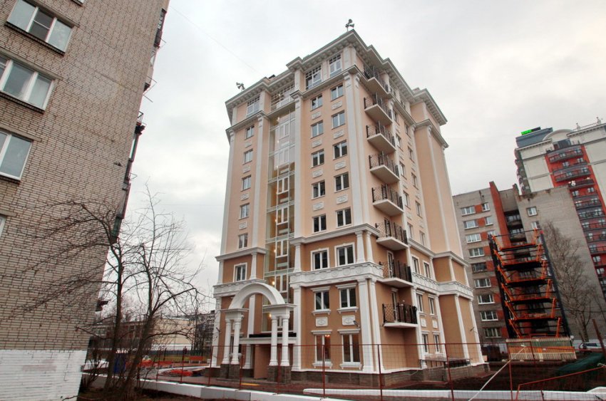 Пруд на реке Новой у парка «Александрино» застроили жилым домом - «Свежие новости строительства»