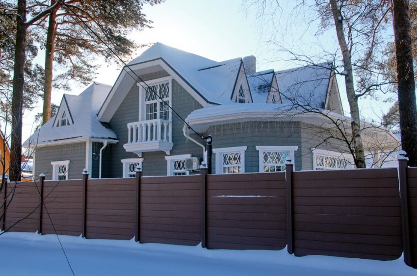 На Советской в Ольгине снесли и воссоздали дореволюционную дачу - «Свежие новости строительства»