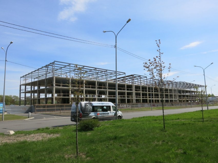 На Стародеревенской недостроенный цех реконструируют в автосервис - «Свежие новости строительства»