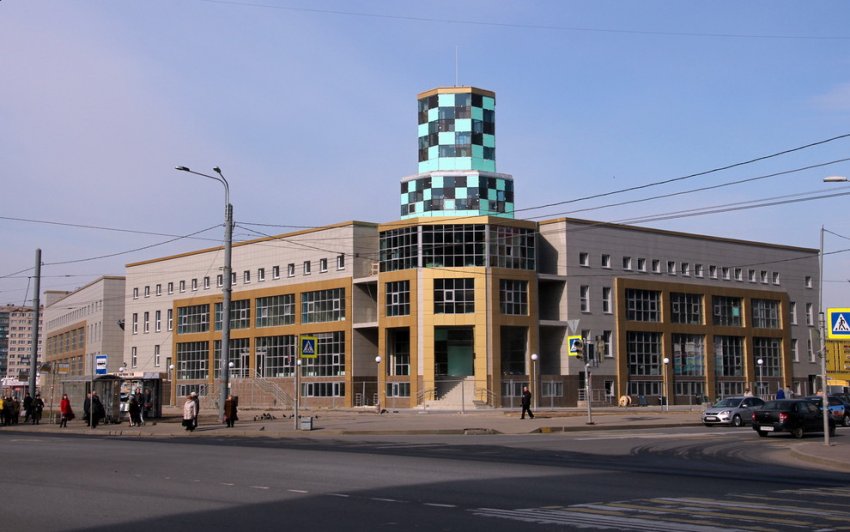 Депутат Никешин достроил спорткомплекс на проспекте Ветеранов - «Свежие новости строительства»