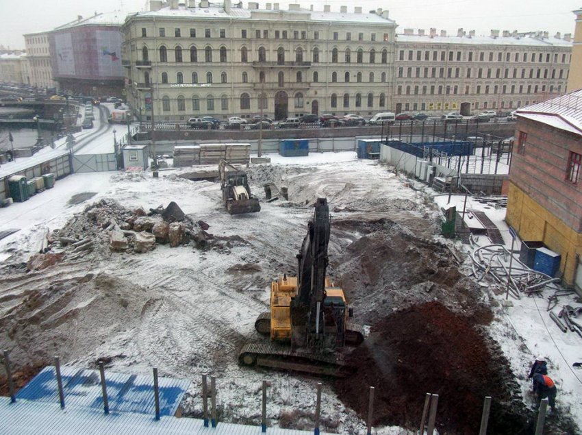Очевидец: остатки Литовского замка на Мойке уничтожили экскаватором - «Свежие новости строительства»