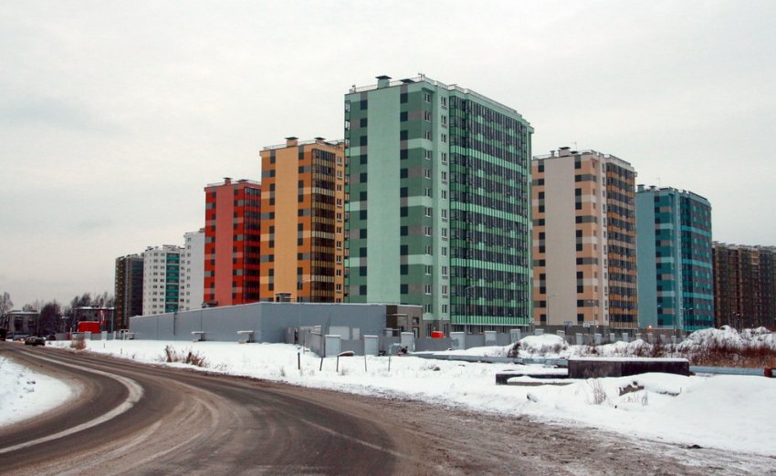 На Ручьевской дороге у крематория сдали цветной жилой комплекс - «Свежие новости строительства»