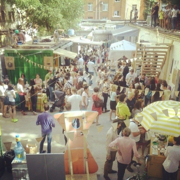 Базар Salon надстроит гаражи в Большом Казачьем контейнерами - «Свежие новости строительства»